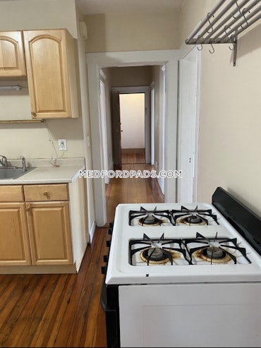 Tufts, Medford, MA - 2 Beds, 1 Bath - $2,500 - ID#4880474