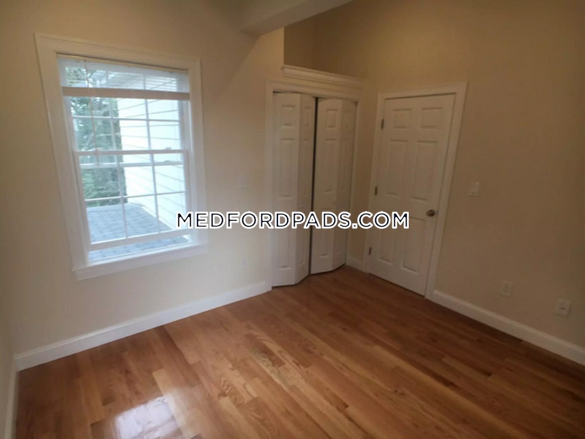 MEDFORD - TUFTS - 4 Beds, 4 Baths - Image 1