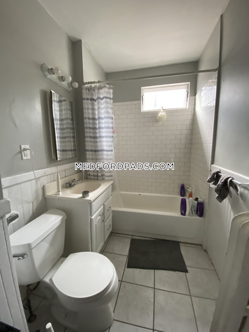 MEDFORD - TUFTS - 1 Bed, 1 Bath - Image 74