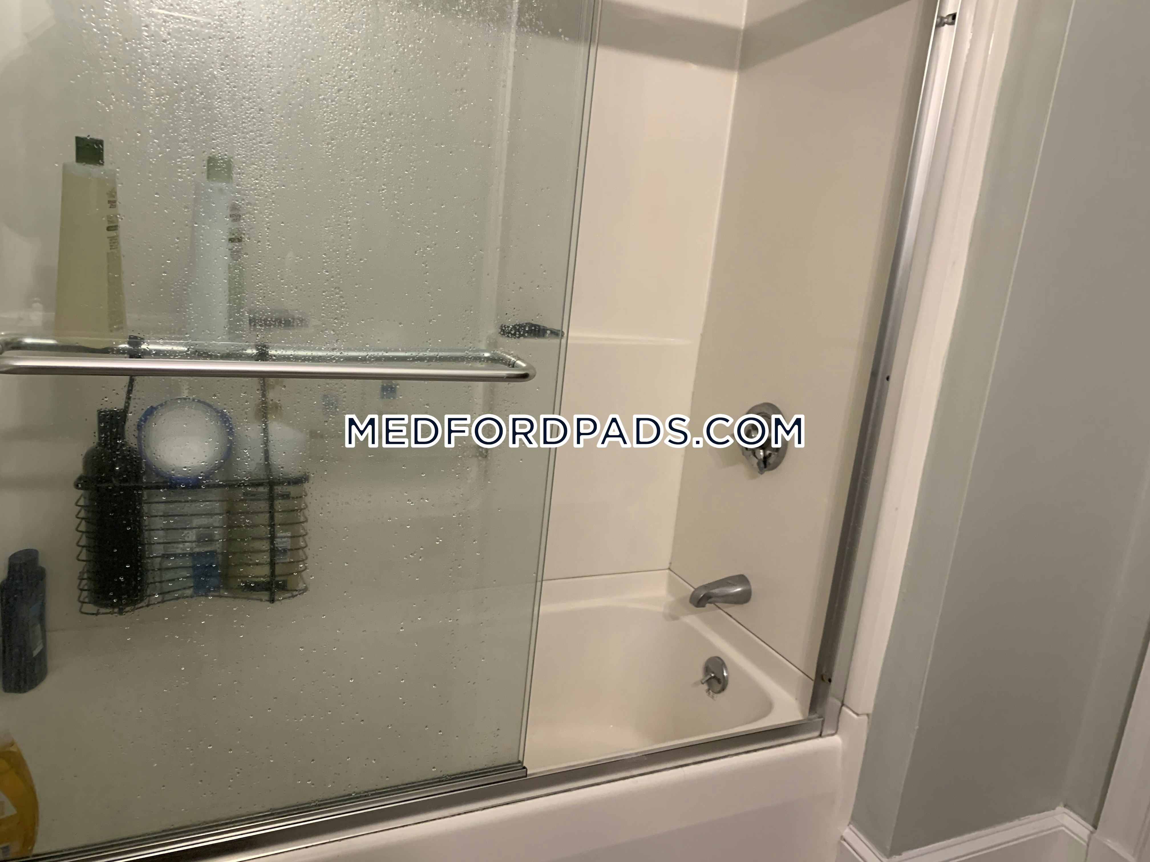 Medford Apartment for rent 4 Bedrooms 1 Bath Tufts 4,800
