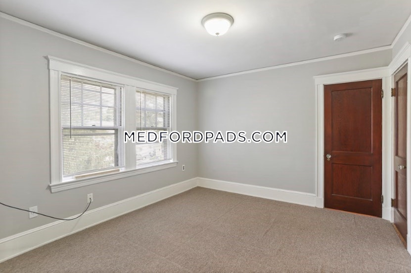 Medford Apartment for rent 3 Bedrooms 1 Bath Tufts 3,600