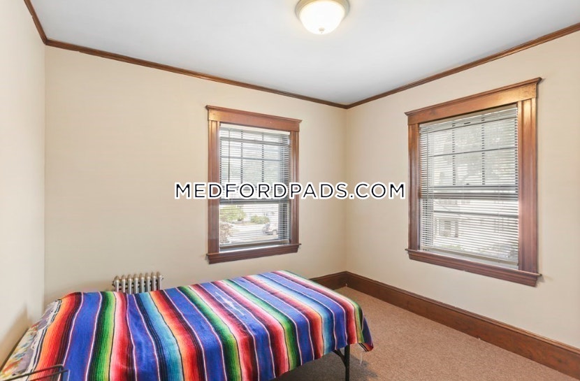 Medford Apartment for rent 3 Bedrooms 1 Bath Tufts 3,600