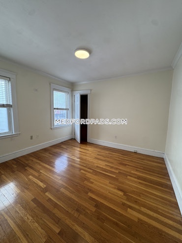 Wellington, Medford, MA - 2 Beds, 1 Bath - $3,100 - ID#8024914