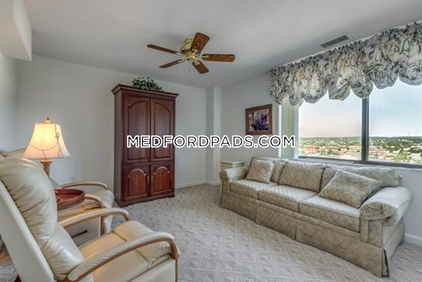 MEDFORD - WELLINGTON - 2 Beds, 2 Baths - Image 1