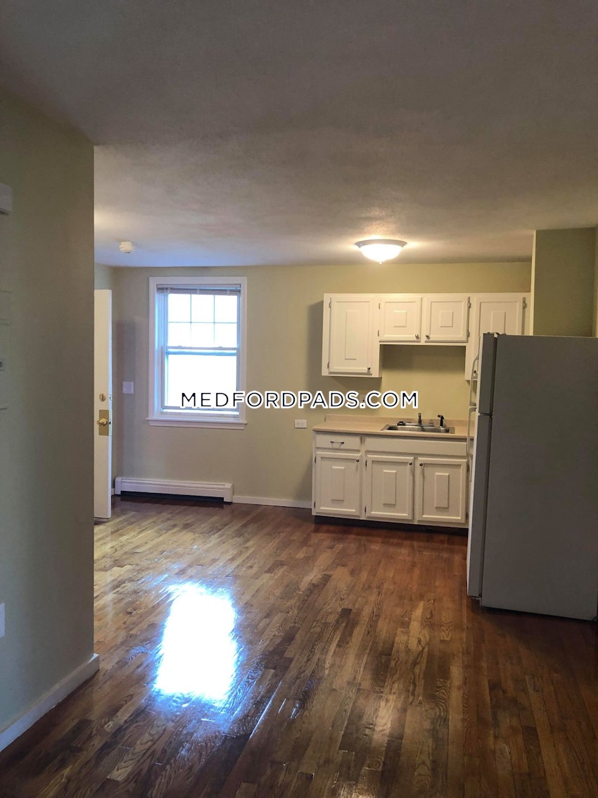 MEDFORD - WELLINGTON - 1 Bed, 1 Bath - Image 11