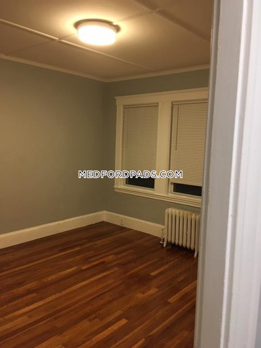 MEDFORD - WELLINGTON - 2 Beds, 1 Bath - Image 1