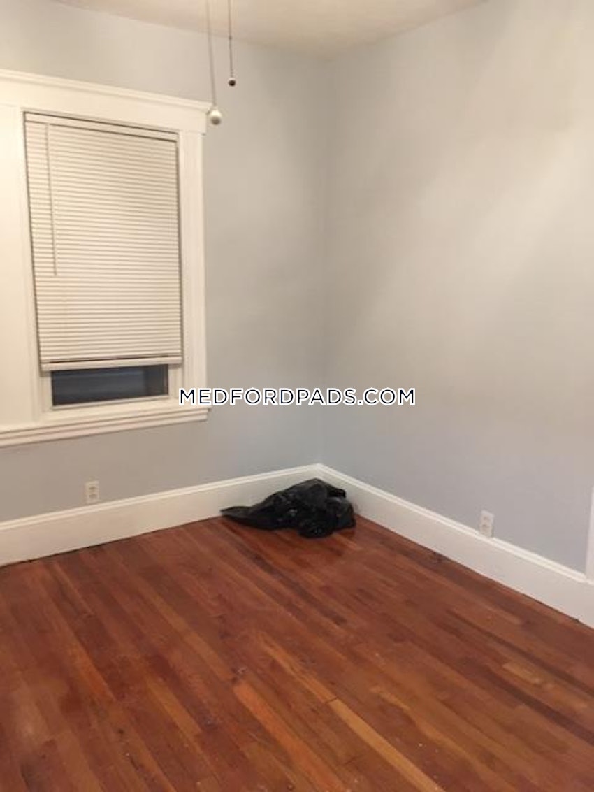 MEDFORD - WELLINGTON - 2 Beds, 1 Bath - Image 31