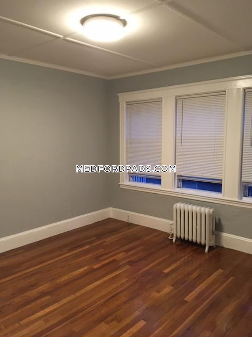 MEDFORD - WELLINGTON - 2 Beds, 1 Bath - Image 36