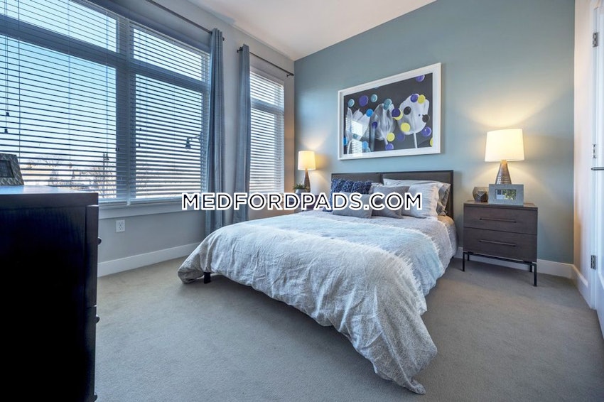 MEDFORD - WELLINGTON - 3 Beds, 2 Baths - Image 4