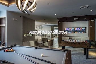 Rivers Edge Dr. Medford