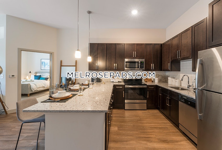 MELROSE - 2 Beds, 2 Baths - Image 1