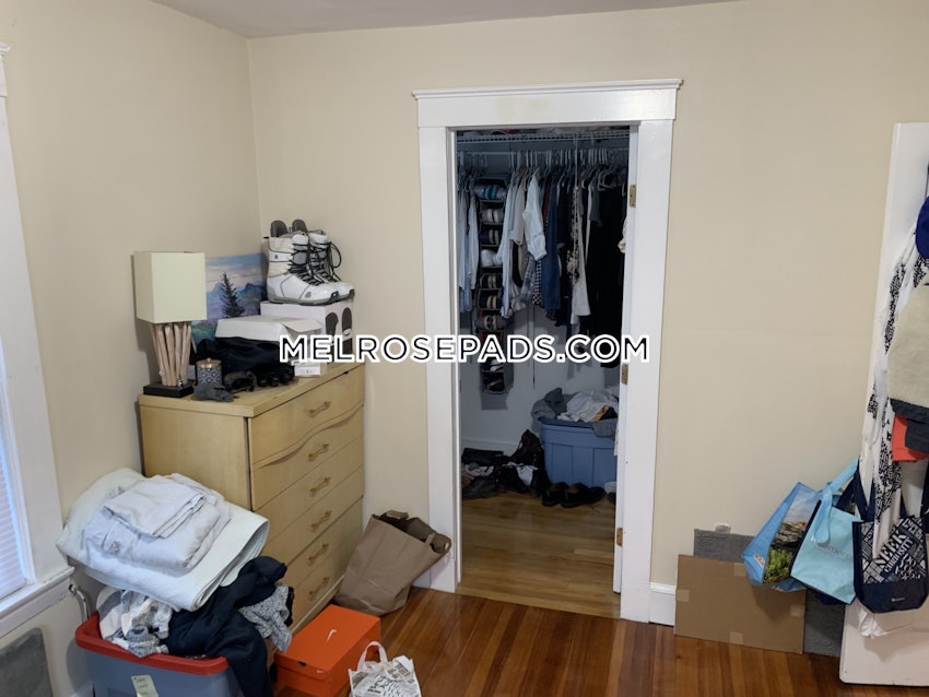 MELROSE - 2 Beds, 1 Bath - Image 15