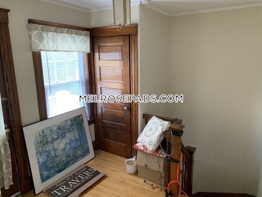 MELROSE - 2 Beds, 1 Bath - Image 12