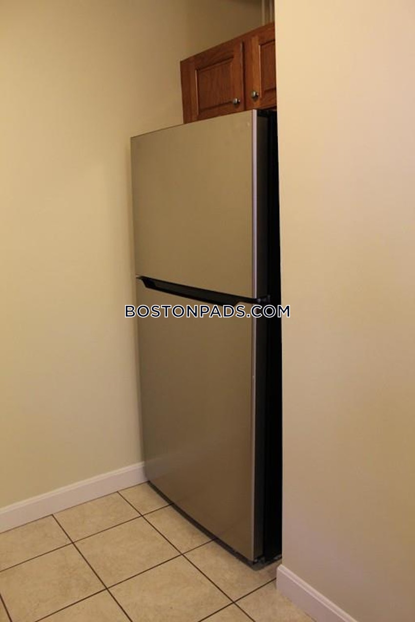 NATICK - 2 Beds, 1 Bath - Image 3