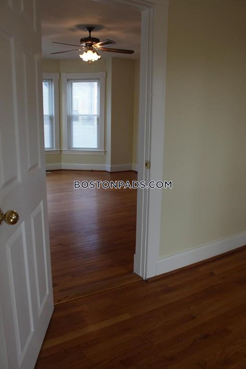 NATICK - 2 Beds, 1 Bath - Image 5