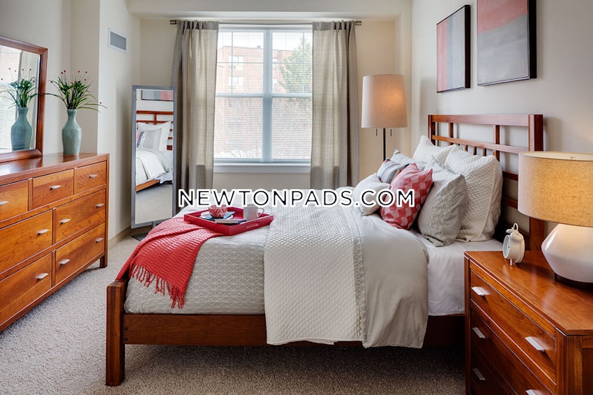 NEWTON - AUBURNDALE - 3 Beds, 1 Bath - Image 21