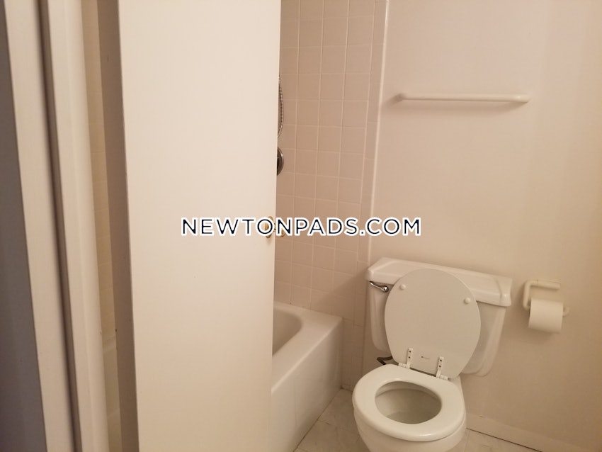 NEWTON - CHESTNUT HILL - 2 Beds, 2 Baths - Image 34