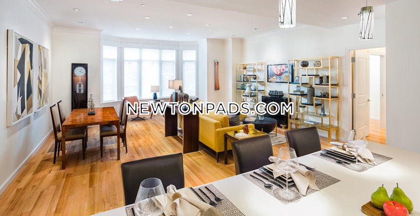 NEWTON - CHESTNUT HILL - 1 Bed, 1.5 Baths - Image 2