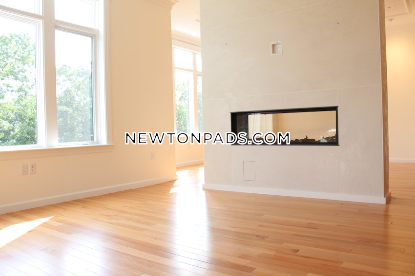 NEWTON - CHESTNUT HILL - 1 Bed, 1.5 Baths - Image 14