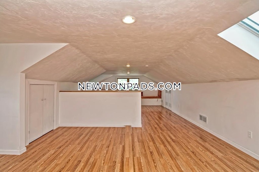 NEWTON - NEWTON CENTRE - 5 Beds, 2.5 Baths - Image 13