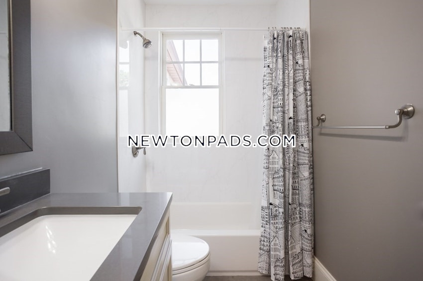 NEWTON - NEWTON CENTRE - 2 Beds, 1 Bath - Image 14