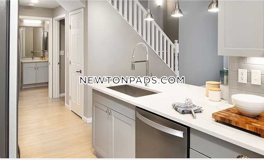 NEWTON - NEWTON HIGHLANDS - 3 Beds, 2 Baths - Image 1