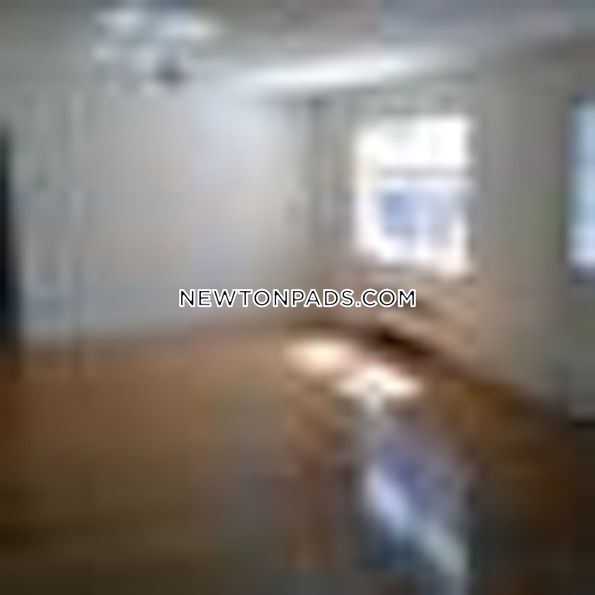 NEWTON - NEWTONVILLE - 3 Beds, 1 Bath - Image 47