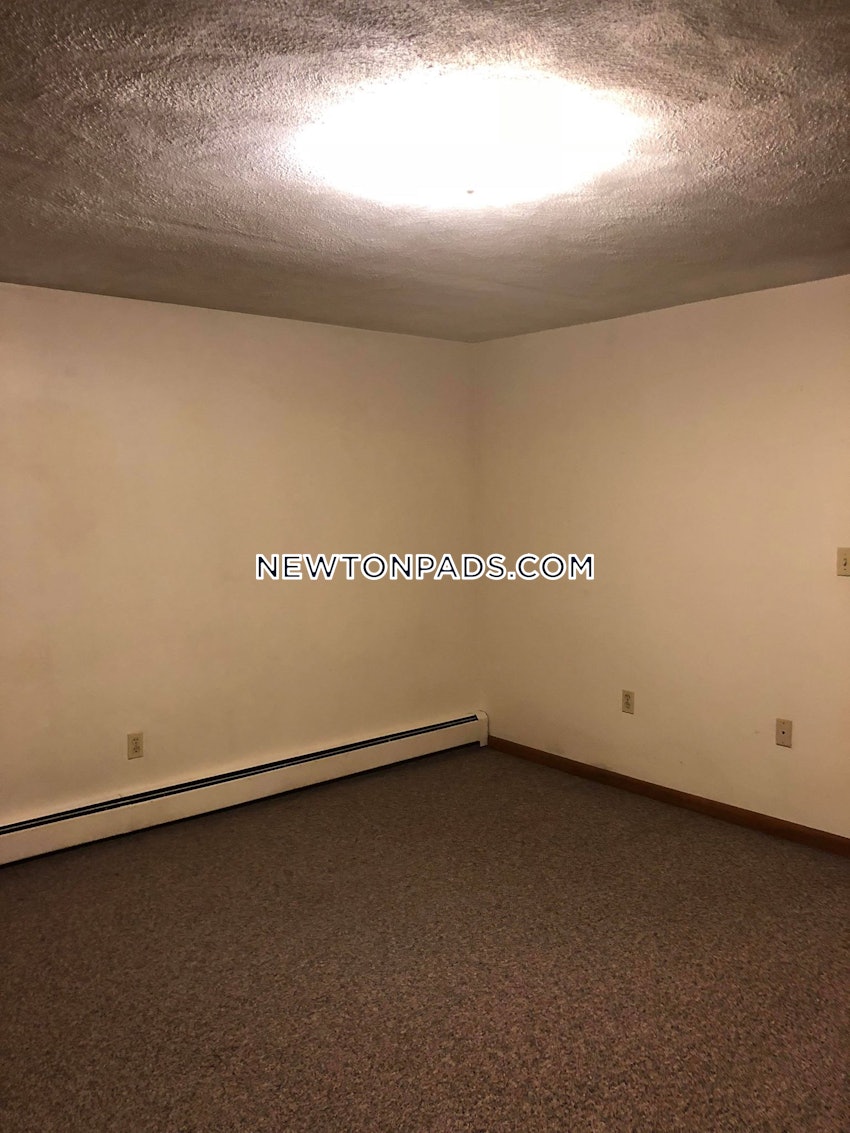 NEWTON - NEWTONVILLE - 1 Bed, 1 Bath - Image 12