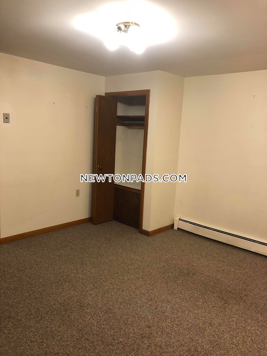 NEWTON - NEWTONVILLE - 1 Bed, 1 Bath - Image 10