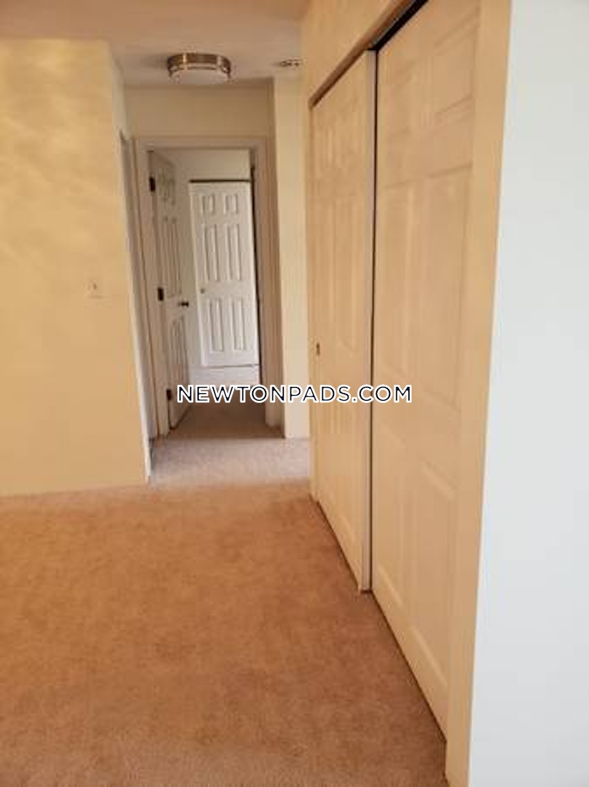 NEWTON - SOUTH NEWTON - 2 Beds, 2 Baths - Image 2