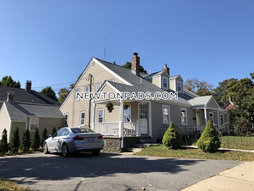 NEWTON - UPPER FALLS - 4 Beds, 1.5 Baths - Image 1