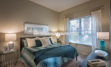 Overlook Ridge Dr. Revere