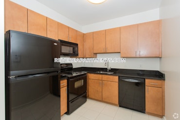 Overlook Ridge Dr. Revere