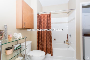 Overlook Ridge Dr. Revere