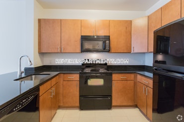 Overlook Ridge Dr. Revere