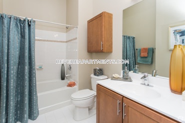 Overlook Ridge Dr. Revere