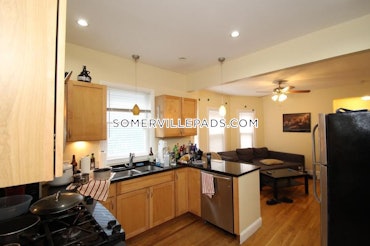 Porter Square, Somerville, MA - 4 Beds, 2 Baths - $5,400 - ID#4551936
