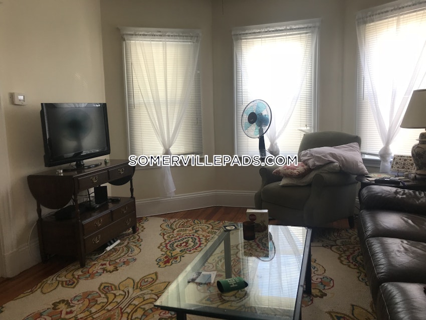 SOMERVILLE - DAVIS SQUARE - 2 Beds, 1 Bath - Image 2