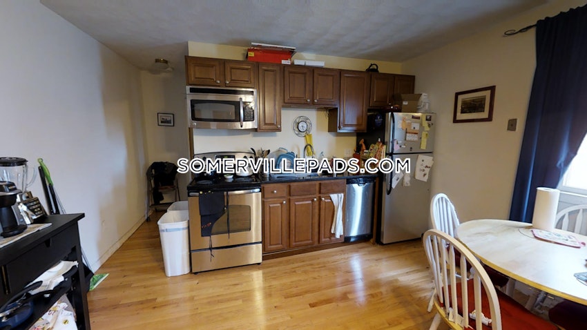 SOMERVILLE- WEST SOMERVILLE/ TEELE SQUARE - 1 Bed, 1 Bath - Image 3