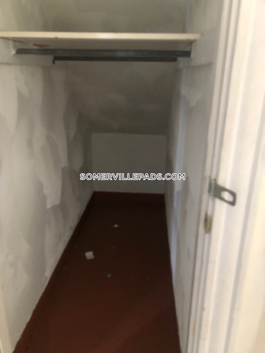 SOMERVILLE - EAST SOMERVILLE - 2 Beds, 1 Bath - Image 15