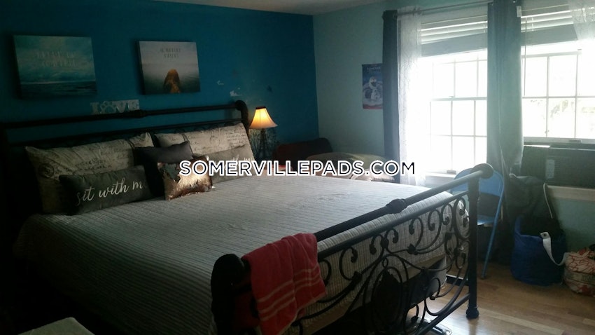 SOMERVILLE - EAST SOMERVILLE - 2 Beds, 1.5 Baths - Image 8