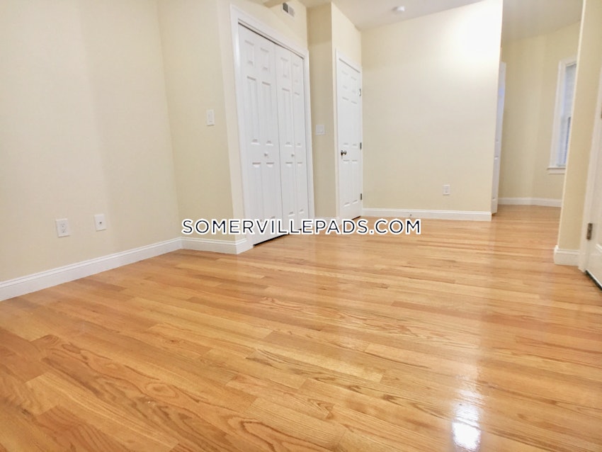 SOMERVILLE - EAST SOMERVILLE - 4 Beds, 2 Baths - Image 4