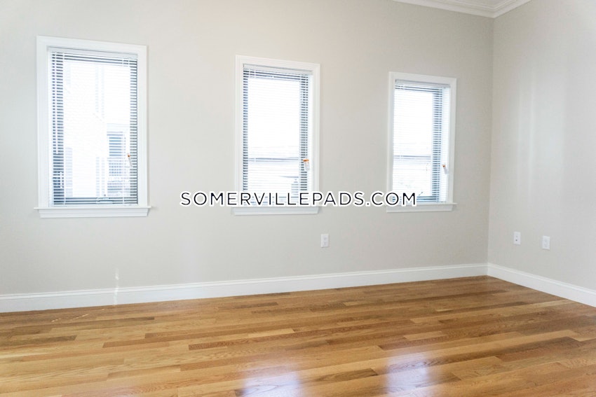 SOMERVILLE - EAST SOMERVILLE - 4 Beds, 2 Baths - Image 19