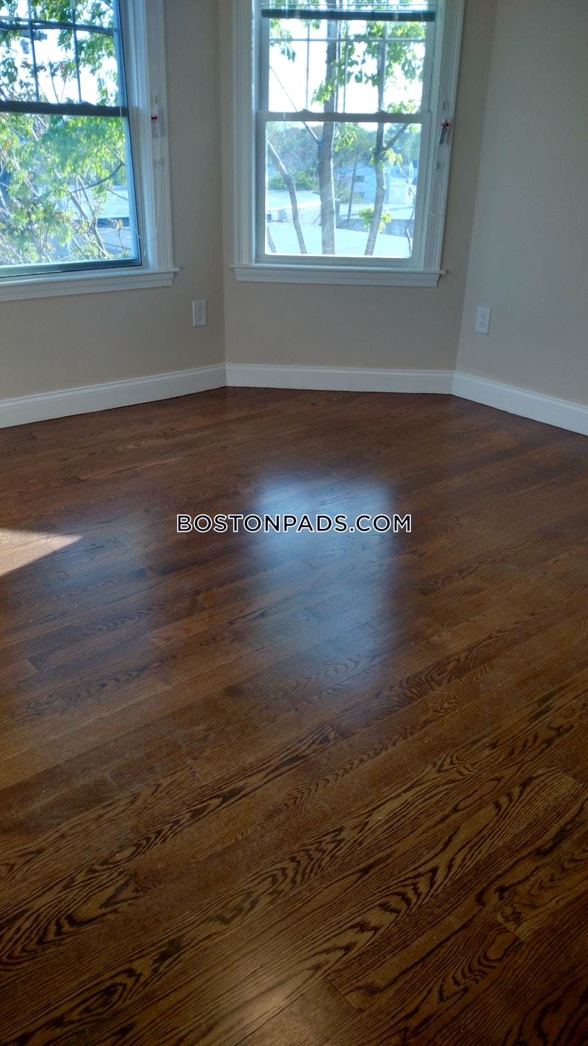 SOMERVILLE - MAGOUN/BALL SQUARE - 4 Beds, 2 Baths - Image 9