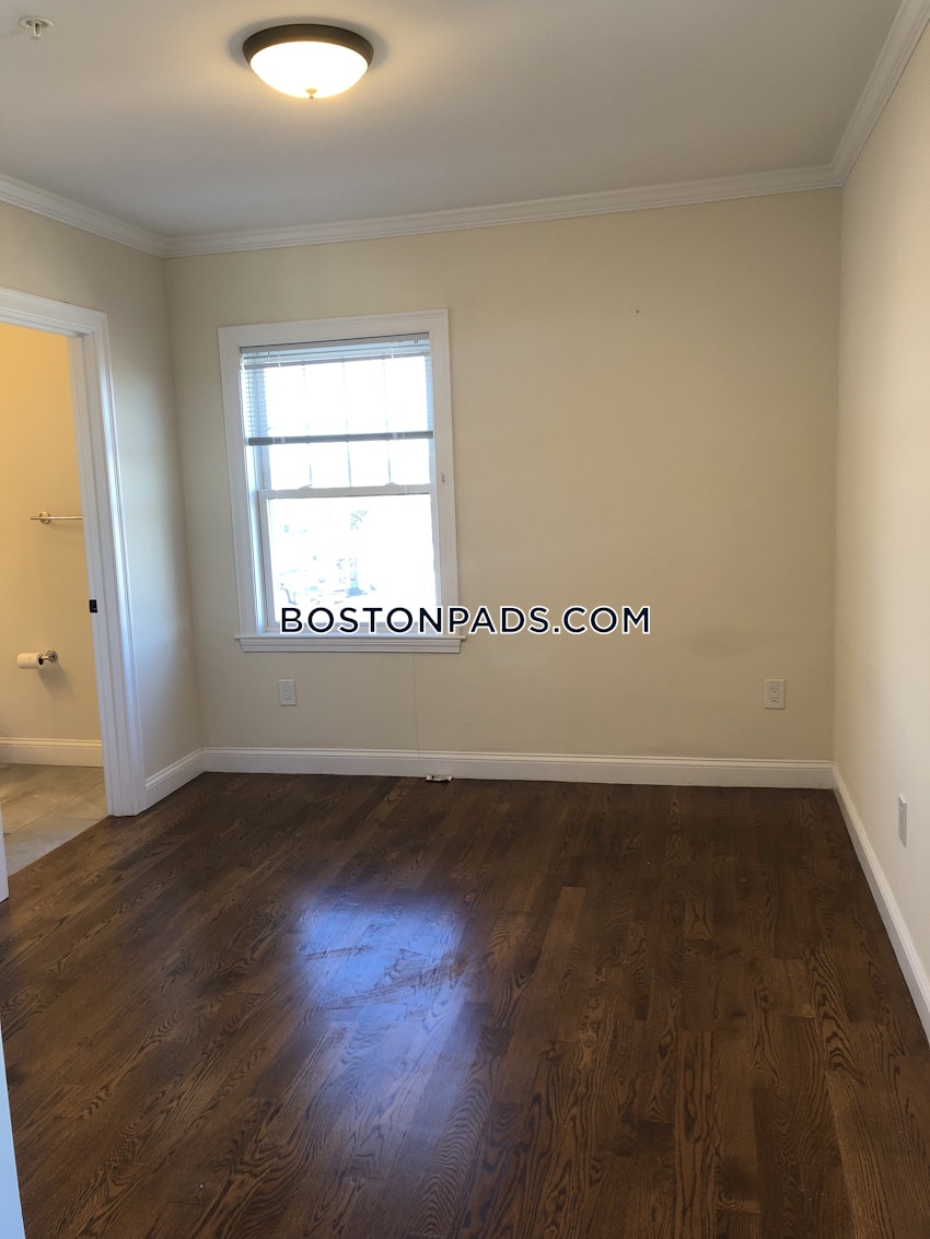 SOMERVILLE - MAGOUN/BALL SQUARE - 4 Beds, 2 Baths - Image 28