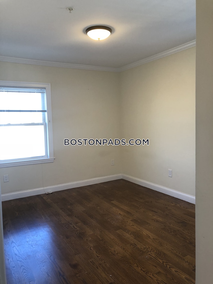 SOMERVILLE - MAGOUN/BALL SQUARE - 4 Beds, 2 Baths - Image 25