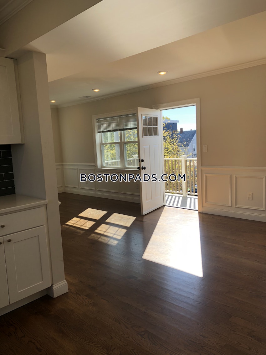 SOMERVILLE - MAGOUN/BALL SQUARE - 4 Beds, 2 Baths - Image 13