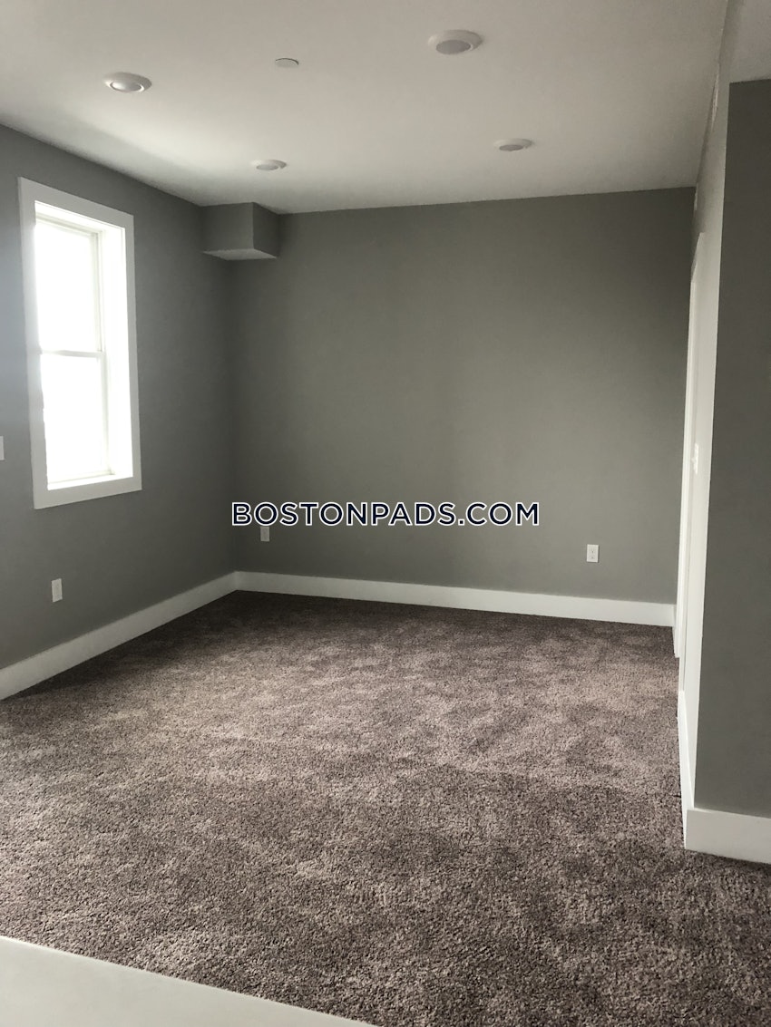 SOMERVILLE - MAGOUN/BALL SQUARE - 3 Beds, 2.5 Baths - Image 15