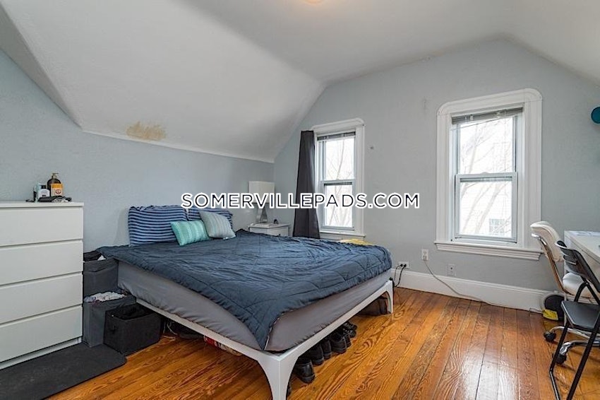 SOMERVILLE - PORTER SQUARE - 5 Beds, 2 Baths - Image 4