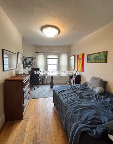 Porter Square, Somerville, MA - 3 Beds, 1 Bath - $4,050 - ID#4570093